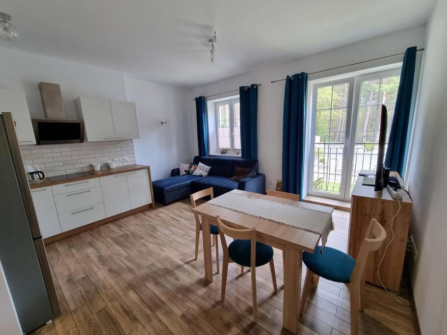 Uroczy Apartament Blisko Jeziora Borne Sulinowo Exterior foto