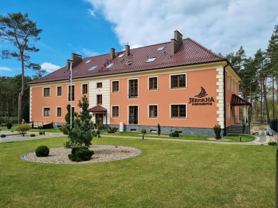 Uroczy Apartament Blisko Jeziora Borne Sulinowo Exterior foto